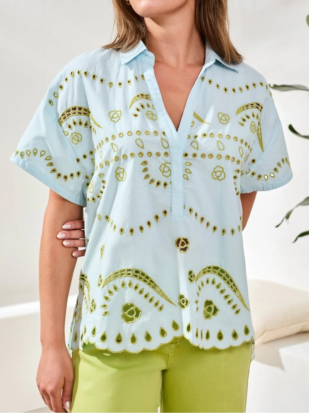 Anthropologie Maeve Light Blue Boxy Shirt with Yellow Embroidery xxs